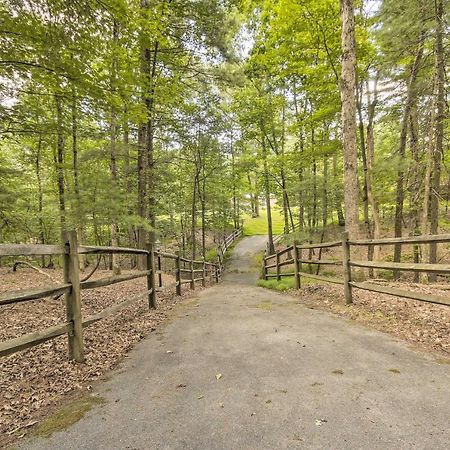 Creekside Berkeley Springs Cabin On 35 Acres! Екстериор снимка