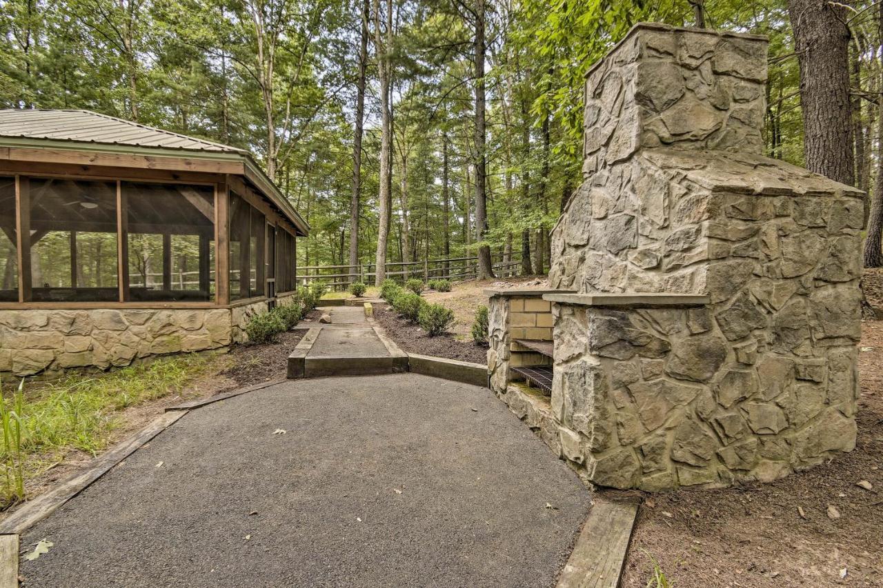 Creekside Berkeley Springs Cabin On 35 Acres! Екстериор снимка
